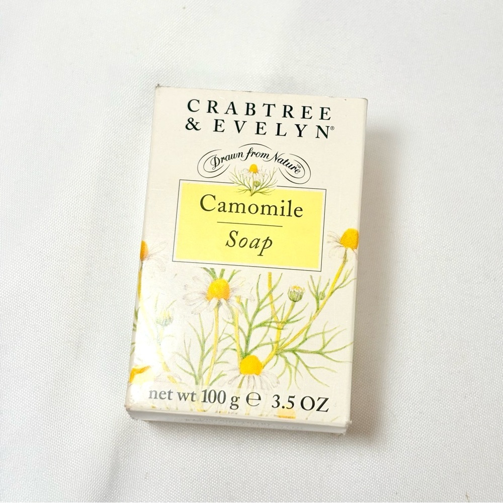Vintage 1995 Crabtree & Evelyn Camomile Bar Soap 3.5 oz NOS Brand New RARE.